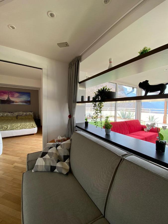 Attico With Big Terrace In Residence With Pool Valbrona Kültér fotó
