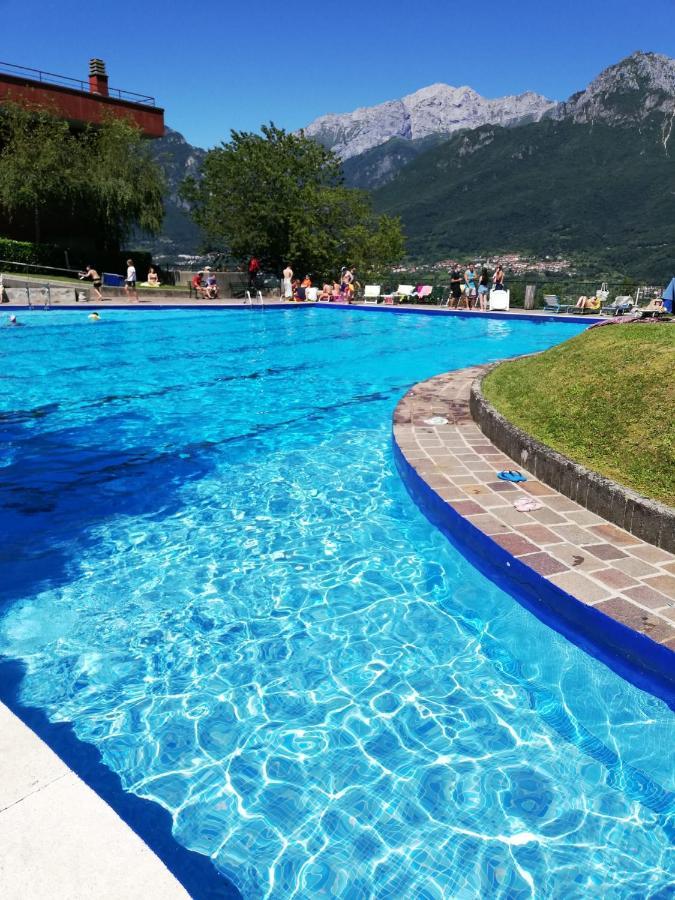 Attico With Big Terrace In Residence With Pool Valbrona Kültér fotó