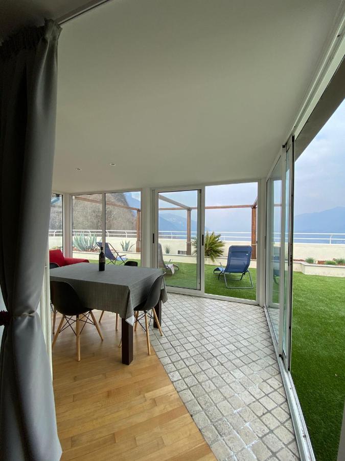 Attico With Big Terrace In Residence With Pool Valbrona Kültér fotó